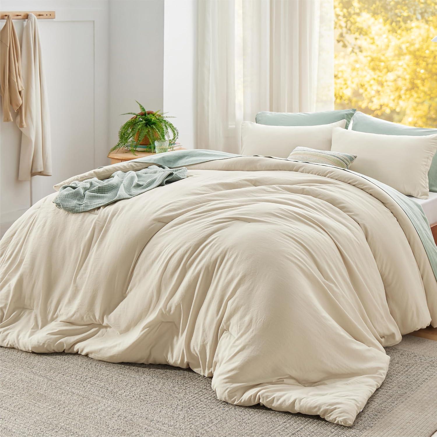 imageBedsure Queen Size Comforter Set Dark Green Soft Prewashed Bedding for All Seasons 3 Pieces GentleSoft Warm Down Alternative Bed Set 1 Lightweight Comforter 90quotx90quot and 2 Pillowcases 20quotx26quot05 Cream