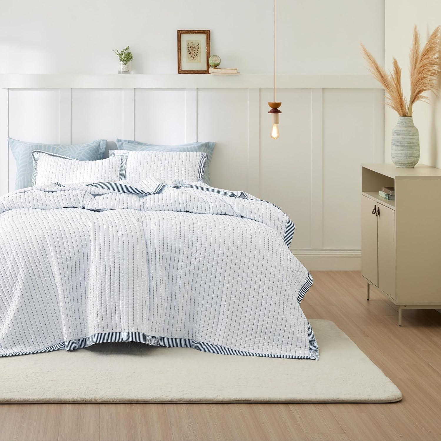 imageBedsure Quilts Queen Size Queen Quilt Bedding Set Bedspread Coverlet Comforter Lightweight Corduroy Pattern Bedspread 3Piece Set with 90quotx96quot Coverlet ampamp 2 Pillow Shams AllSeason Soft Microfiber04 White Striped Border