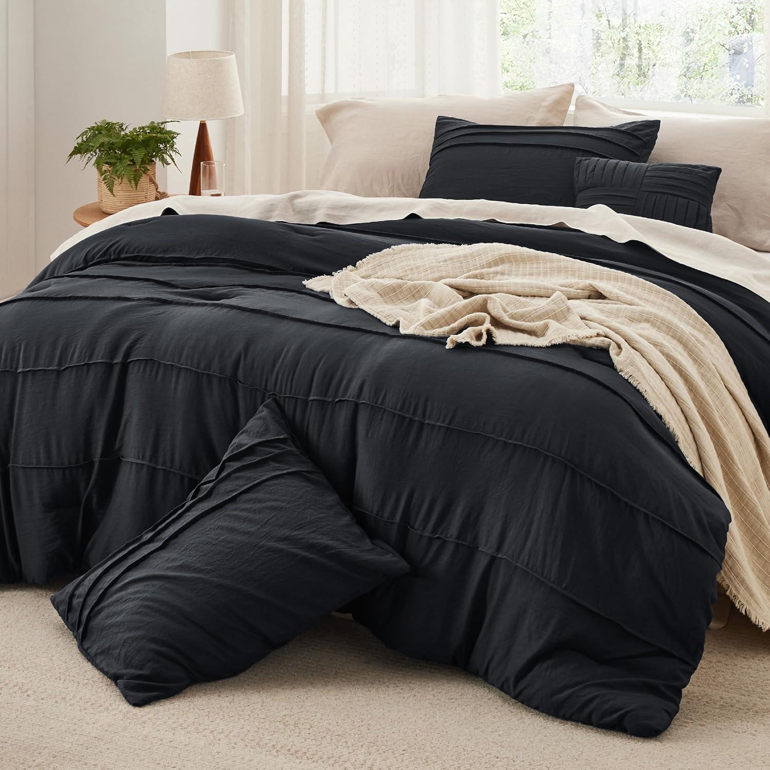 imageBedsure Light Pink Twin XL Comforter Set 3 Pieces Pinch Pleat Bed Set Down Alternative Bedding Sets for All Season 1 Comforter 1 Pillowcase 1 Decorative Pillow01 Black