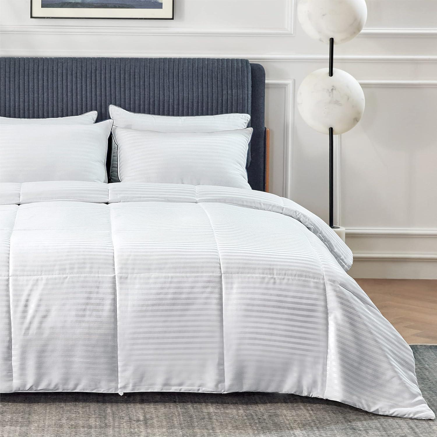imageBedsure Duvet Insert Lightweight Comforter Quilted Cooling Duvet Insert Ultra Soft Down Alternative Comforter with Corner Tabs Twin Light Grey 68x88White