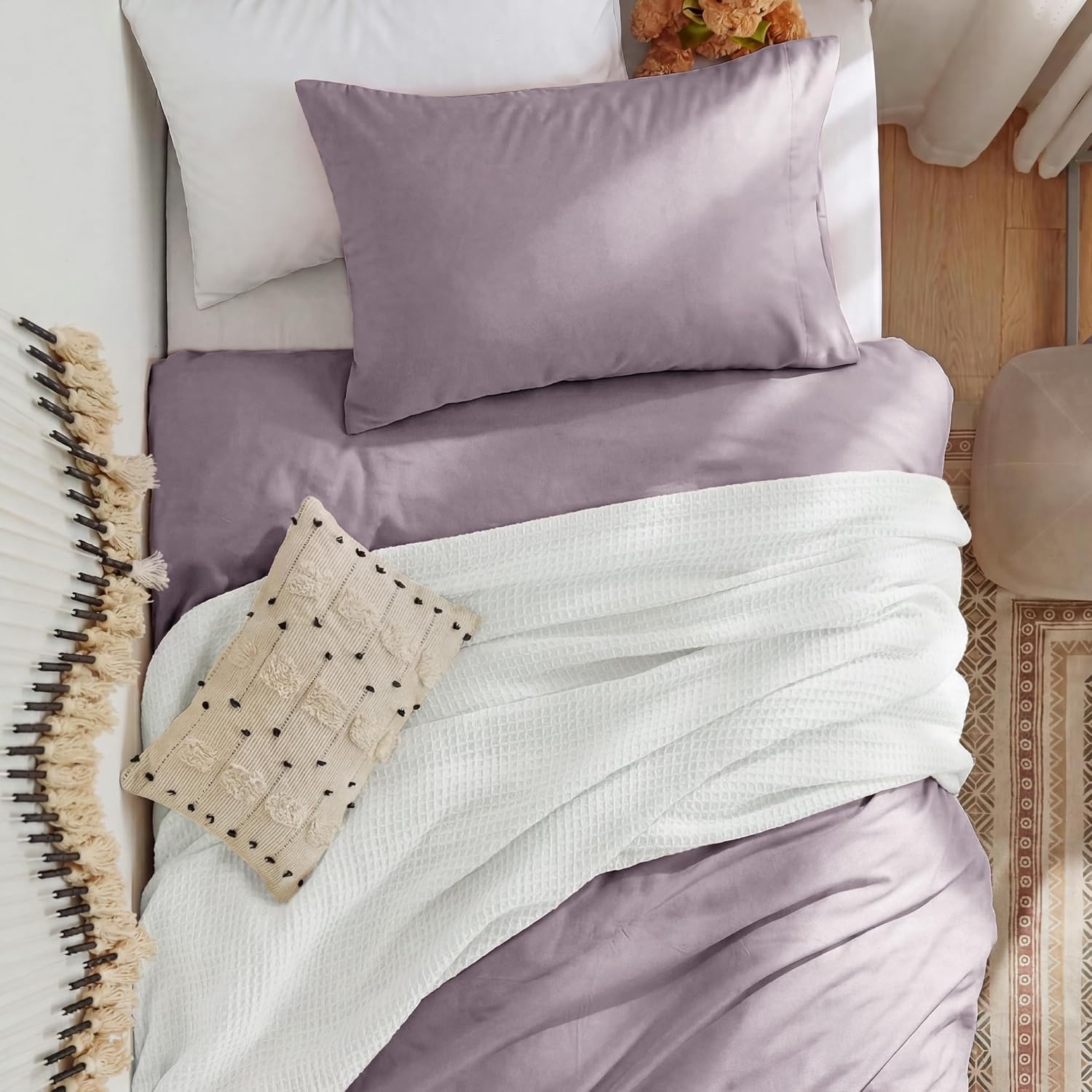 image:imageBedsure Duvet Cover Queen Size with Fitted Sheet 4 Pieces Prewashed Polyester Soft Bedding Set Includes 1 Duvet Cover 90x90 with Zipper Closure 2 Pillow Shams 1 Fitted Sheet Bright White06 Lilac Purple No Comforter