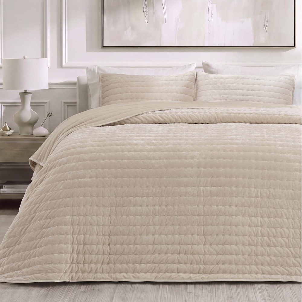 image:imageBedsure Velvet Comforter King Olive Green Quilt Luxury Bedding Set03 Beige
